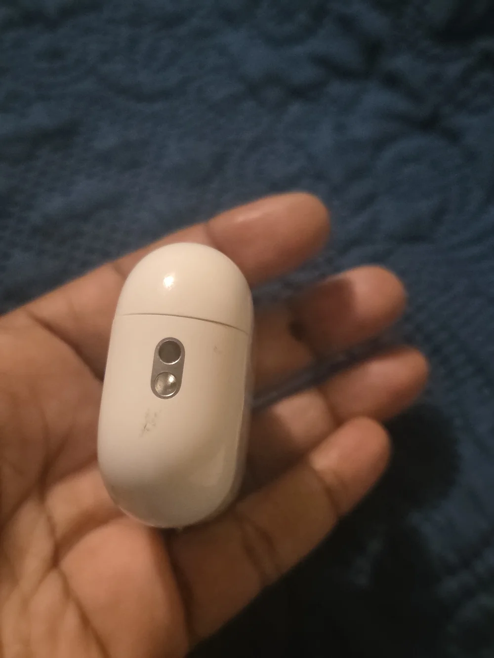 Wireless True Earbuds in White with Charging Case